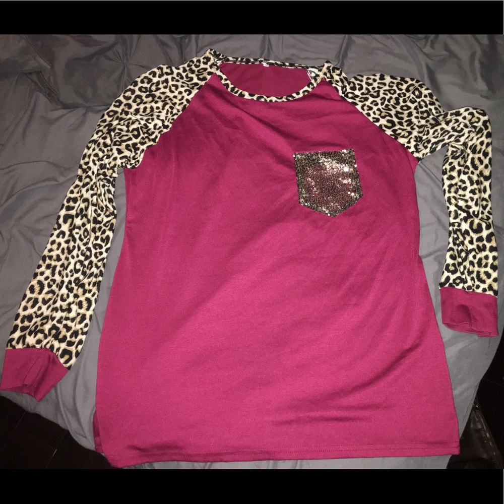 Long sleeve leopard shirt